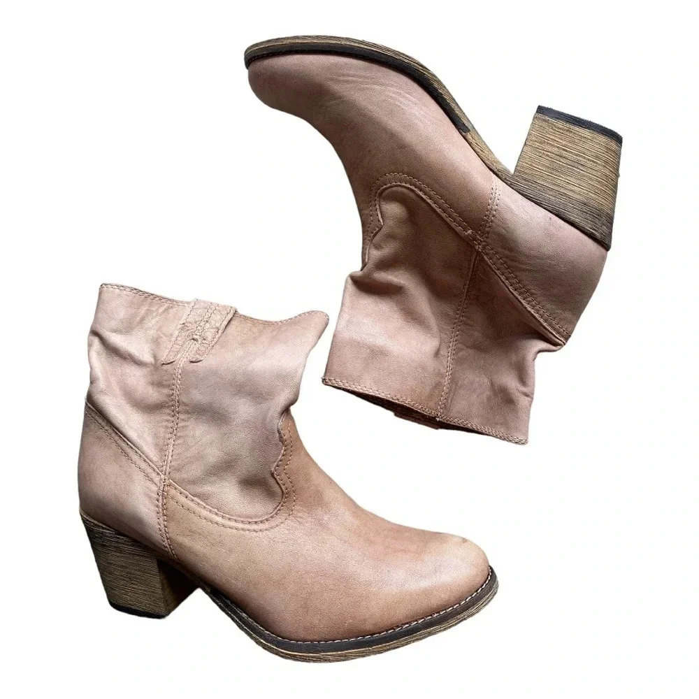 Steve Madden Maddie leather slip on heeled boot bootie  size 41